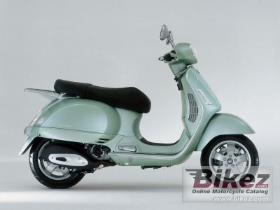 2007 Vespa Granturismo photo